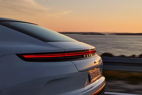 Porsche Panamera E-Hybrid