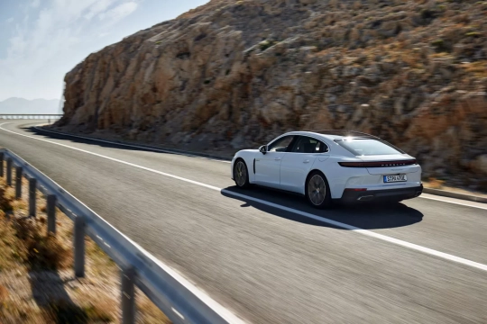 Porsche Panamera E-Hybrid