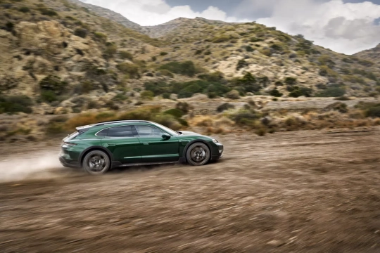 Porsche Taycan Turbo