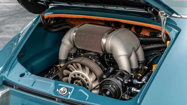Singer Sotto Commission Porsche 911