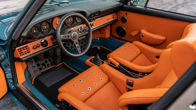 Singer Sotto Commission Porsche 911