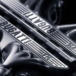 Teaser do motor V16 híbrido da Bugatti