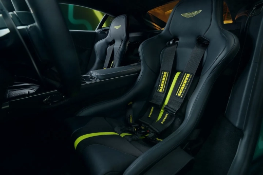 Aston Martin Vantage Safety Car F1