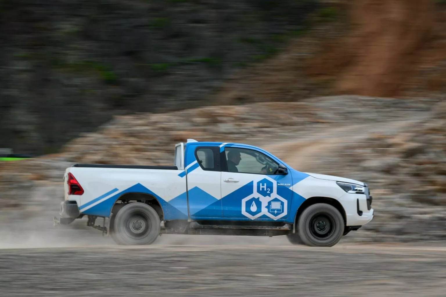 Toyota Hilux FCEV pick-up protótipo