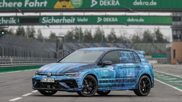 VW Golf 8.5 R