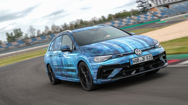 VW Golf 8.5 R