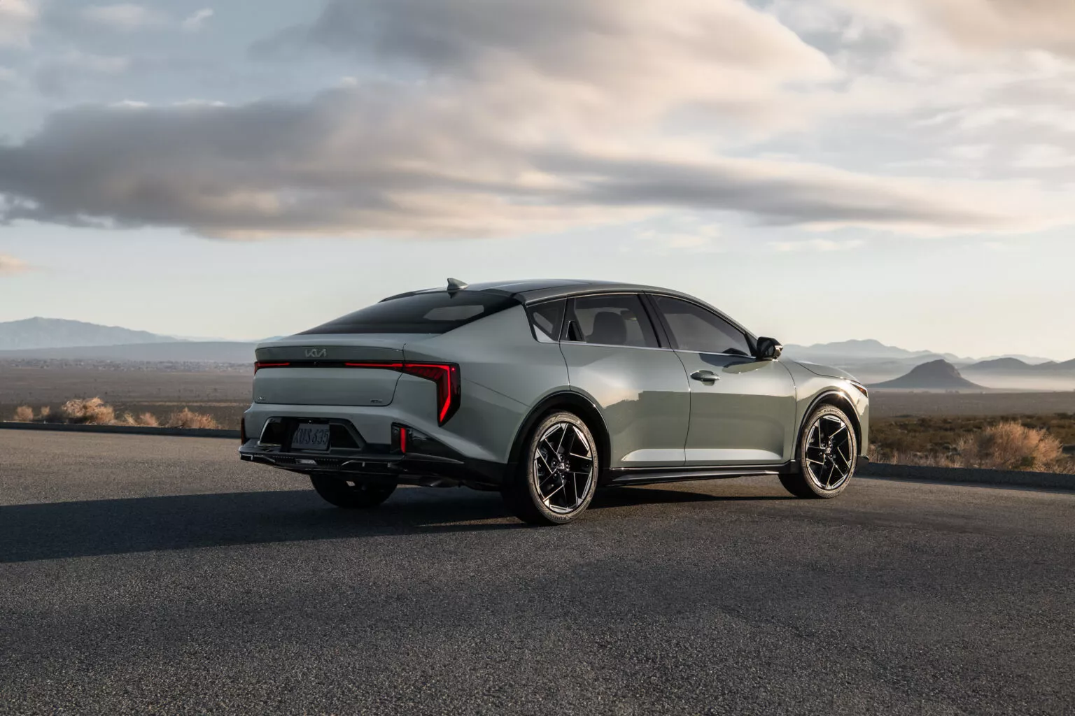 Kia K4