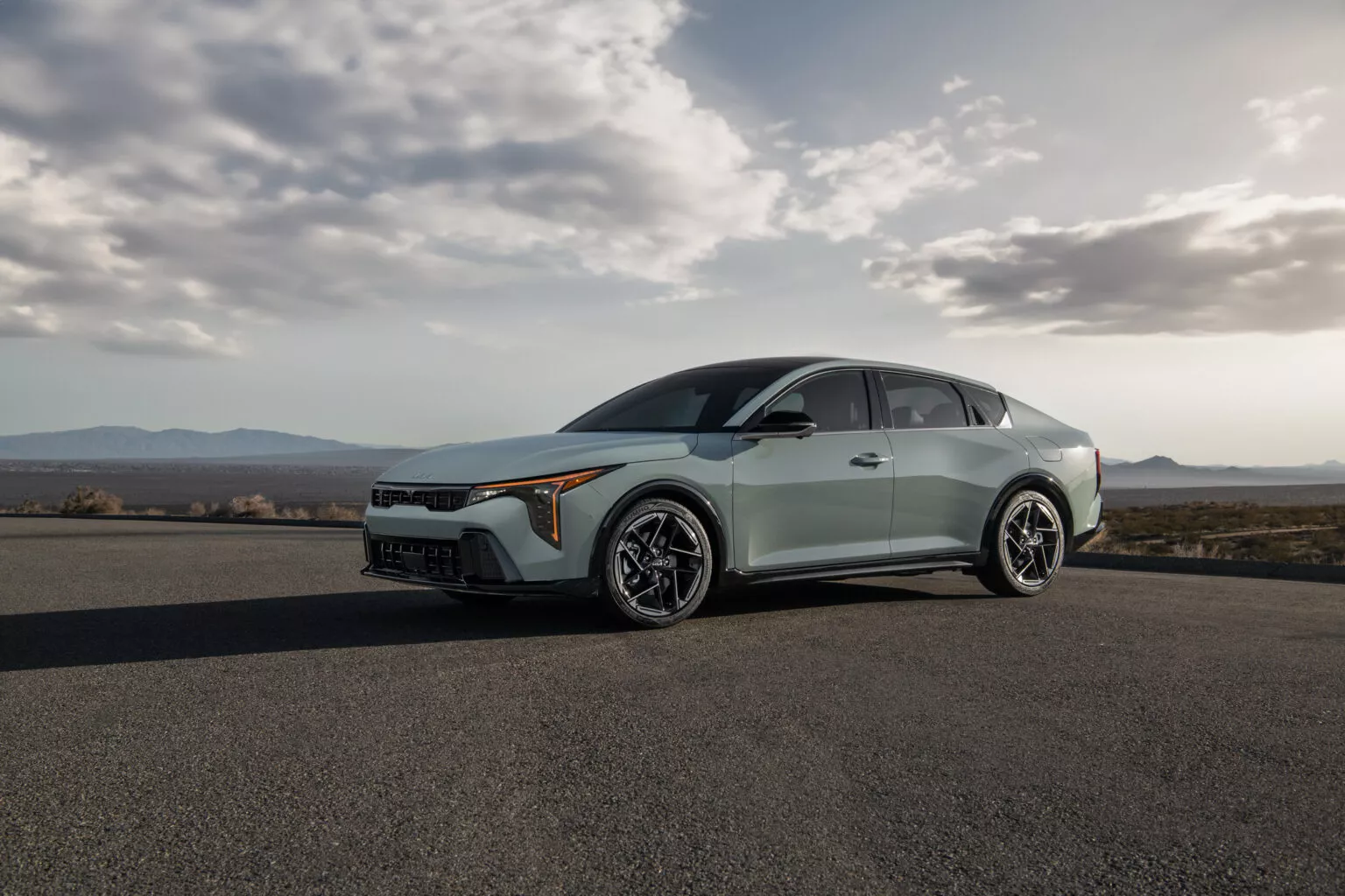 Kia K4