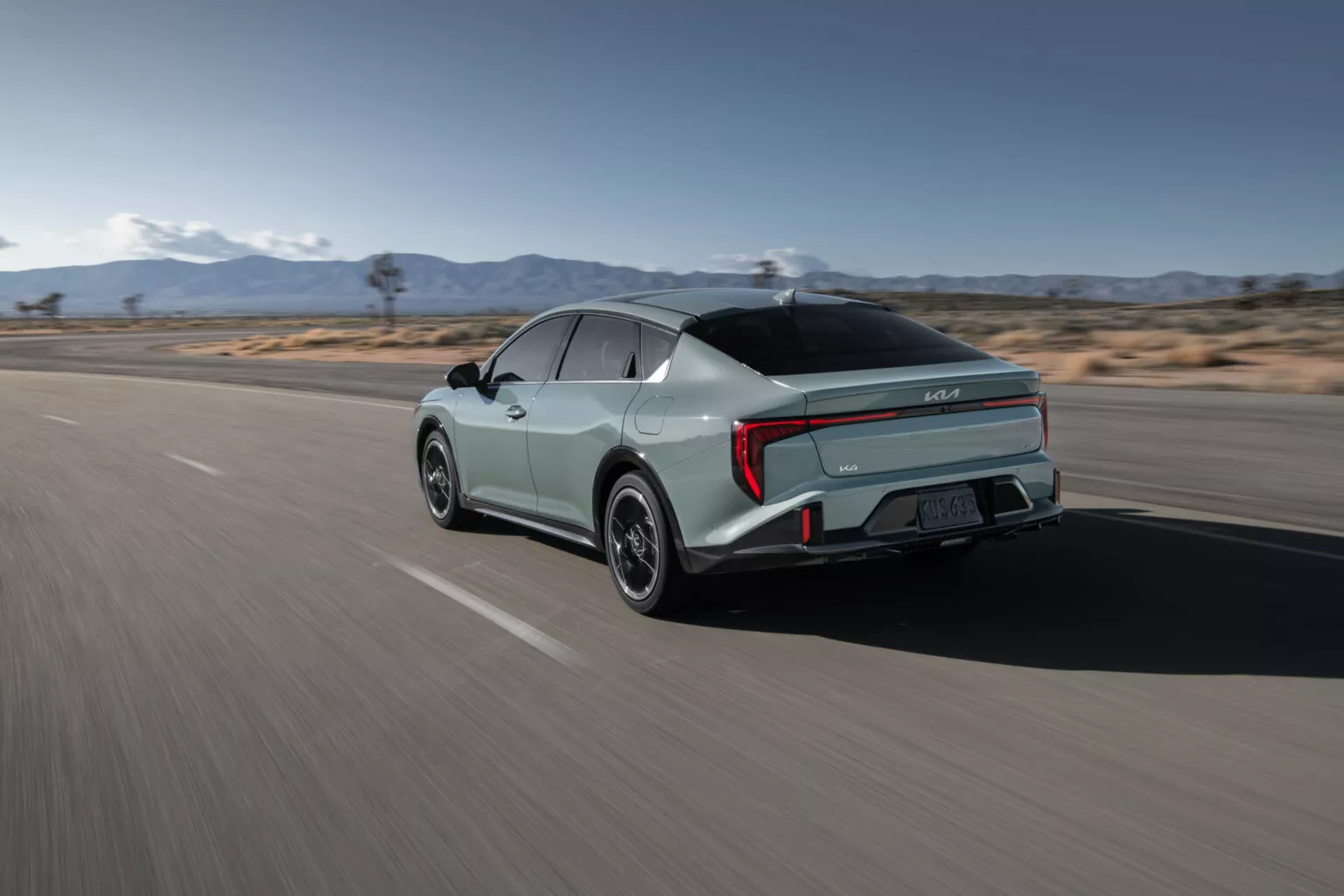 Kia K4