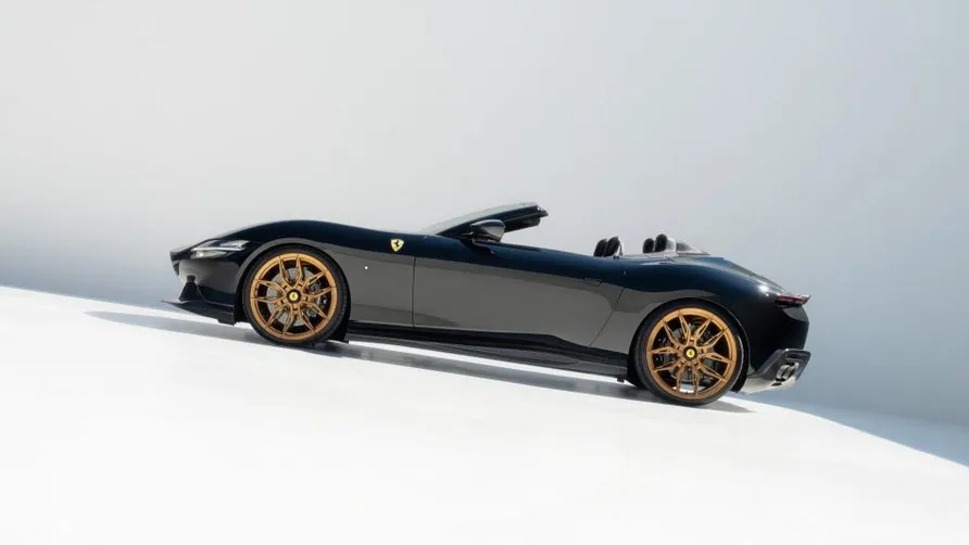 Ferrari Roma Spider by Novitec