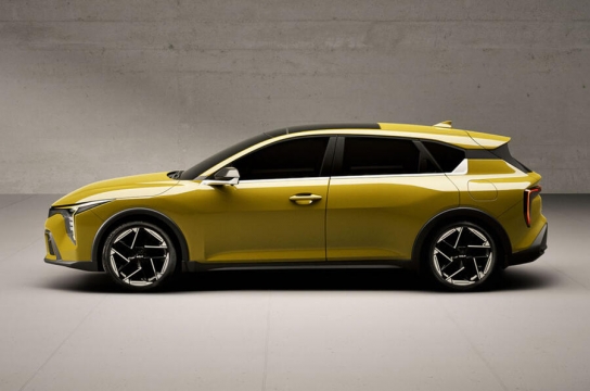 Kia K4 5 door