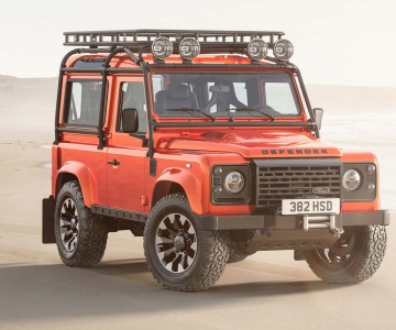 Land Rover Classic Defender V8 by Works Bespoke