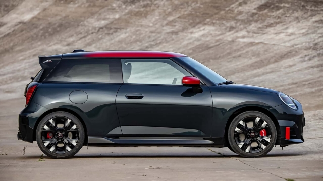 Mini John Cooper Works Electric
