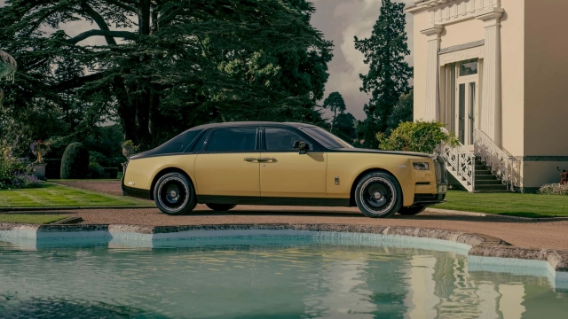 Rolls-Royce Phantom Goldfinger