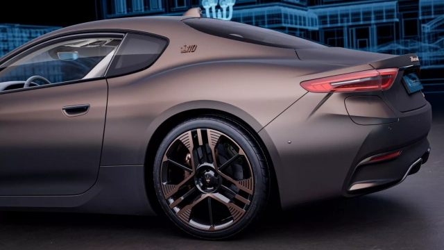 Maserati GranTurismo 110 Anniversario Rame Folgore
