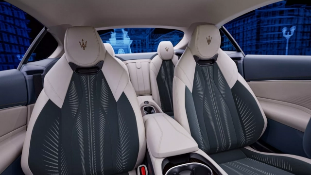 Maserati GranTurismo 110 Anniversario Rame Folgore
