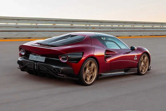Alfa Romeo 33 Stradale