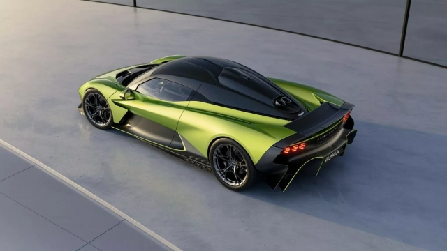 Aston Martin Valhalla