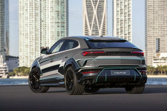 Lamborghini Urus SE Miami