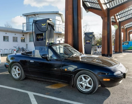 Mazda MX-5 Electrogenic