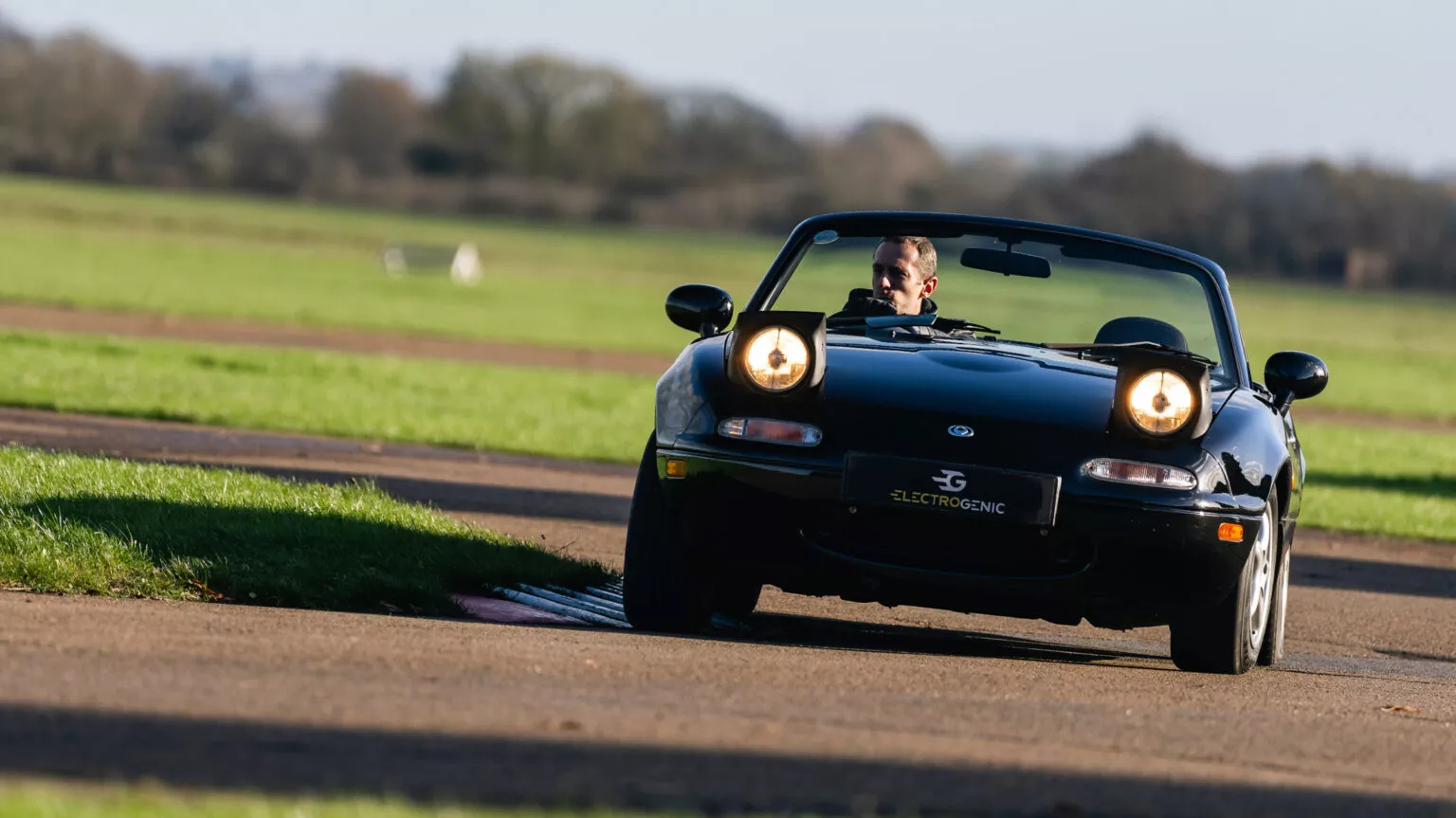 Mazda MX-5 Electrogenic