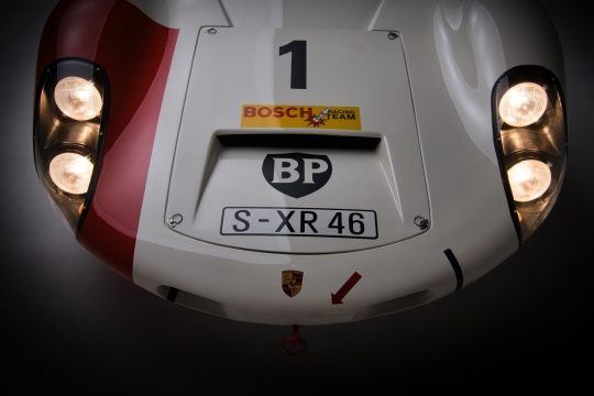 Porsche 910