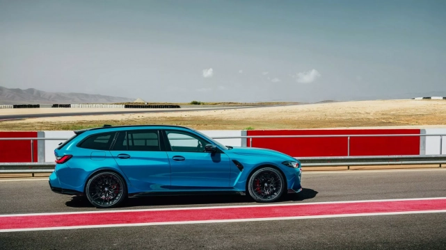 BMW M3 CS Touring