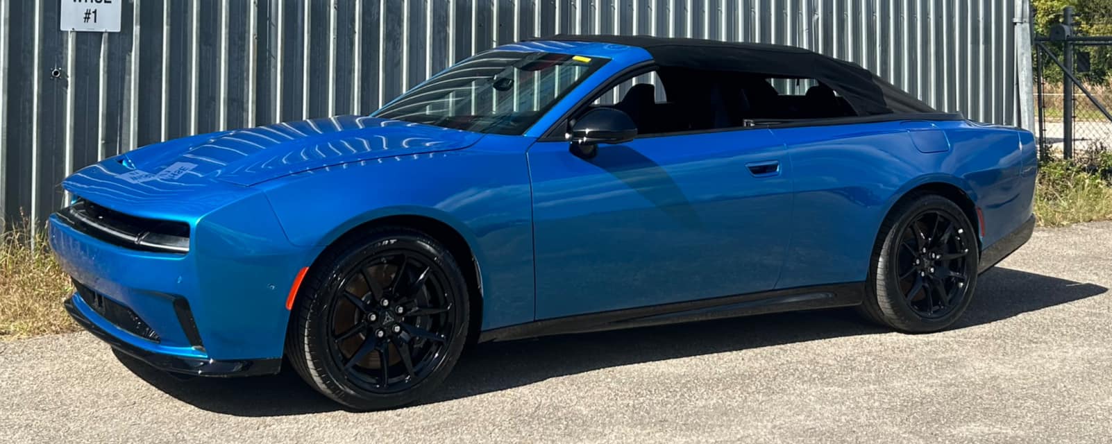 Dodge Charger Daytona EV descapotável