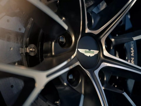 Aston Martin Vantage Roadster