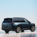 Lynk & Co 900