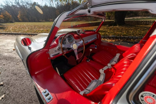 Mercedes-Benz 300SL Gullwing