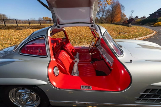 Mercedes-Benz 300SL Gullwing