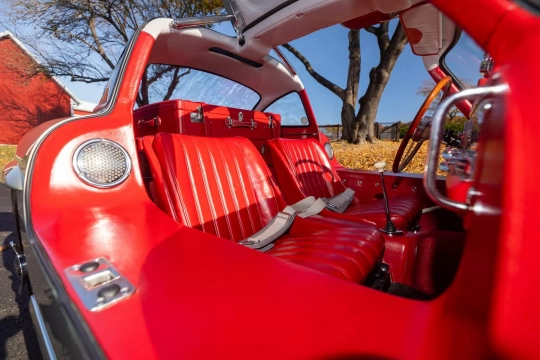 Mercedes-Benz 300SL Gullwing