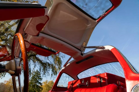 Mercedes-Benz 300SL Gullwing