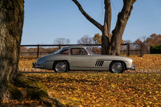 Mercedes-Benz 300SL Gullwing