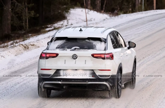 VW T-Roc - Carscoops