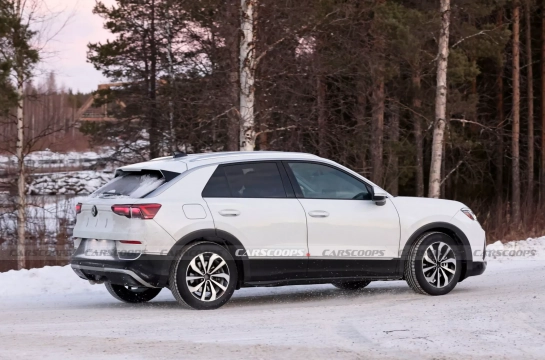 VW T-Roc - Carscoops