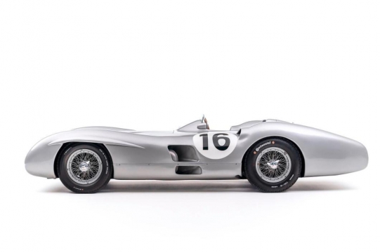 Mercedes W196R