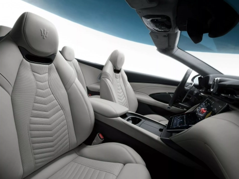 Maserati GranCabrio ICE