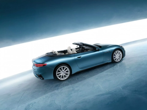 Maserati GranCabrio ICE
