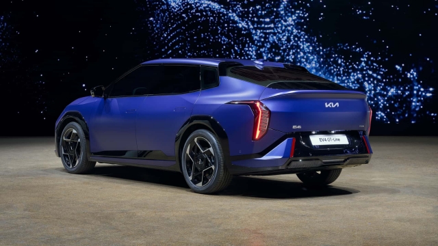 Kia EV4