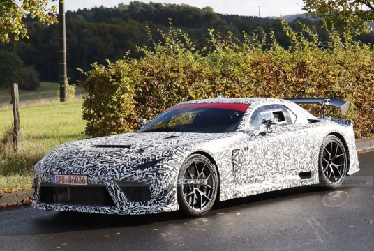 Lexus LFR V8 Hybrid - foto Carscoops