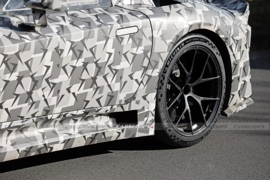 Lexus LFR V8 Hybrid - foto Carscoops