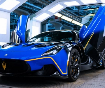 Maserati MC20 Tributo Modena