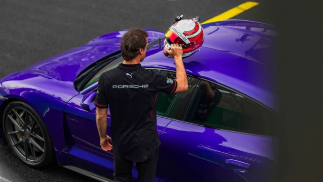 Porsche Taycan Turbo GT em Interlagos