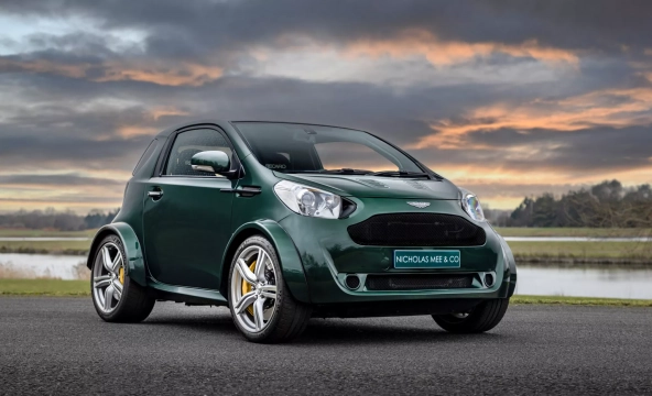 Aston Martin Cygnet V8