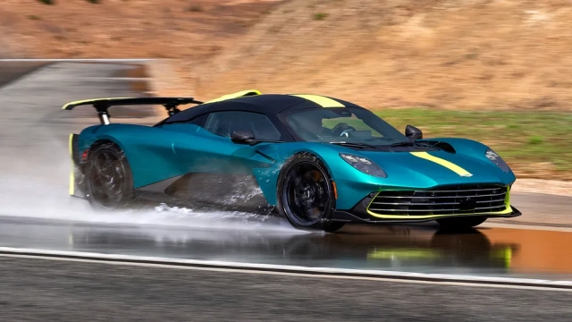 Aston Martin Valhalla