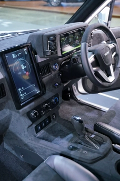 Isuzu Dragon Max