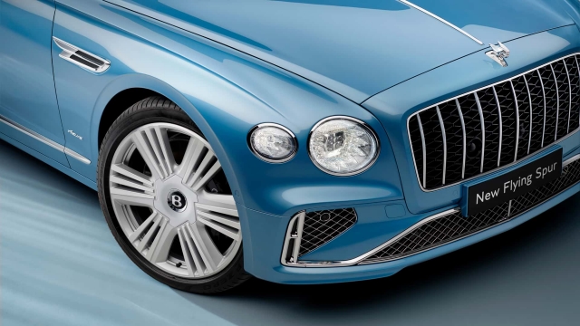 Bentley Flying Spur Azure