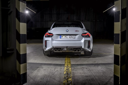 BMW M2 CS